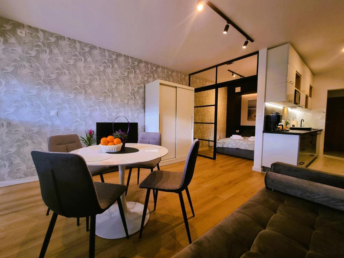 Apartament Szmaragdowa 21 Przy Plazy - Sala Zabaw, Silownia - 365Pam Mielno  Exteriör bild
