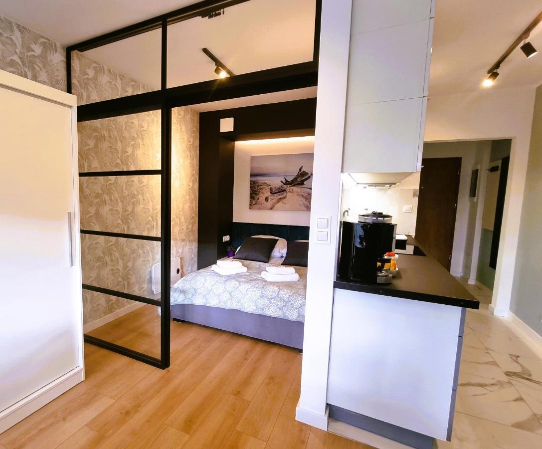 Apartament Szmaragdowa 21 Przy Plazy - Sala Zabaw, Silownia - 365Pam Mielno  Exteriör bild